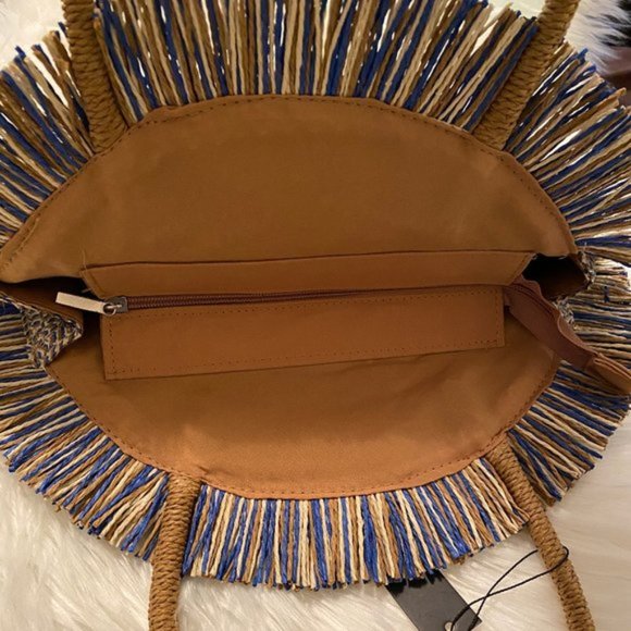 Woven Rattan Fringe Tote Bag - Picture 3 of 7